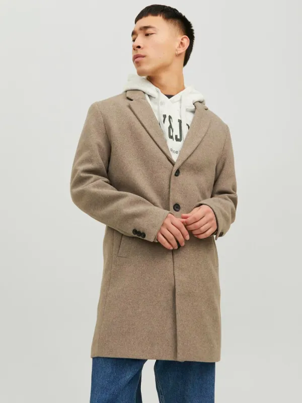 Frakke sold by Jack & Jones