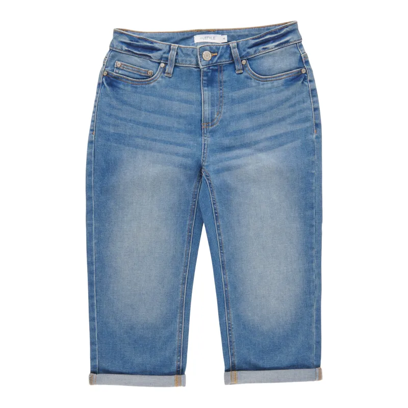 mySTYLE Women's Skimmer Capri Jeans sold by Giant Tiger
