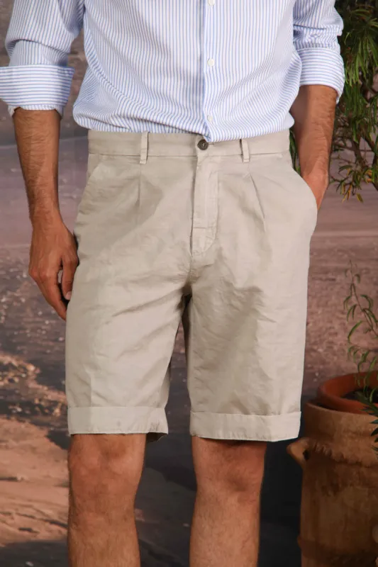 Pinces 22 Brocken men's chino bermuda shorts in a cotton and hemp blend relaxed fit sold by Mason's