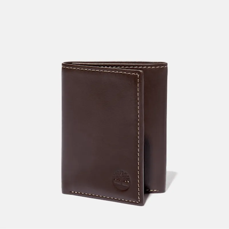 Timberland Men's Smooth Leather Trifold Wallet in Brown sold by Timberland