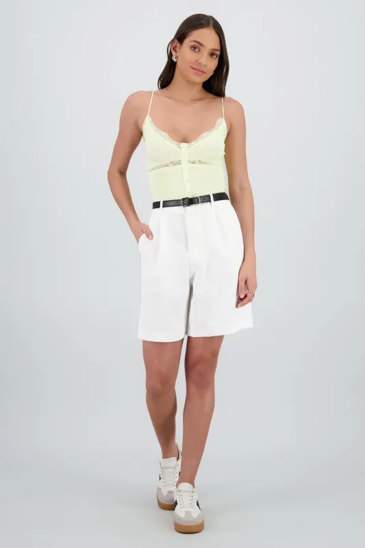 Shorts lisos amplios detalle cinturon sold by Shasa