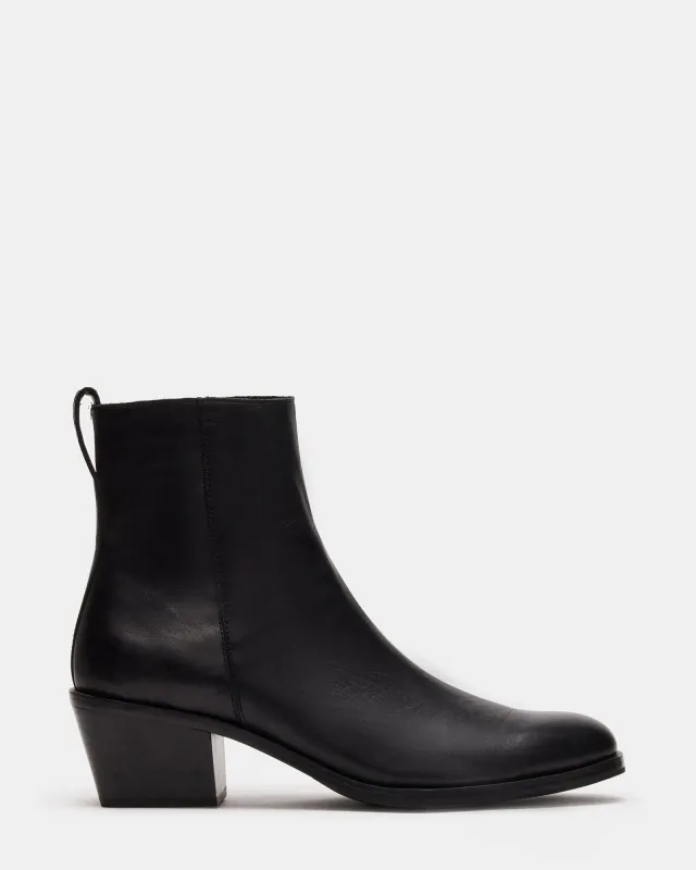 RICHIE BLACK LEATHER - SM REBOOTED sold by Steve Madden