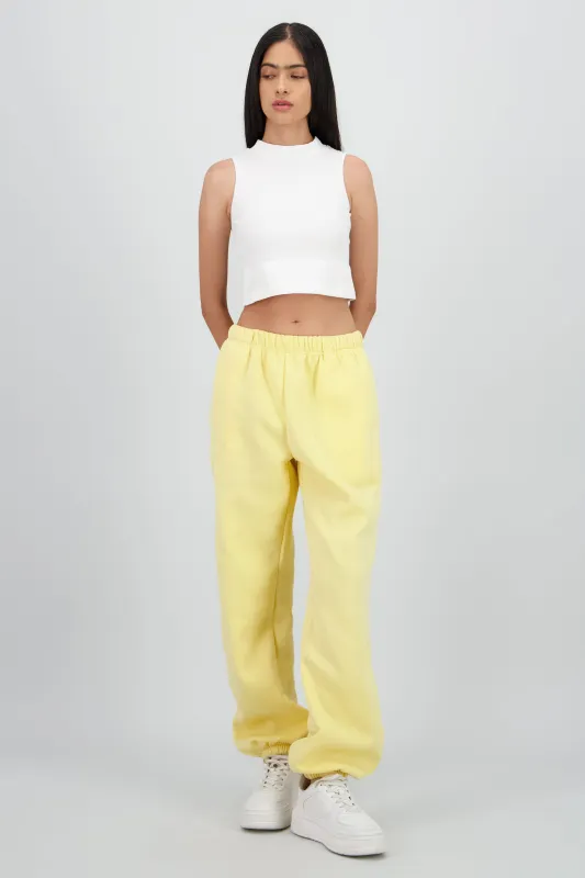 Pants joggers lisos sold by Shasa