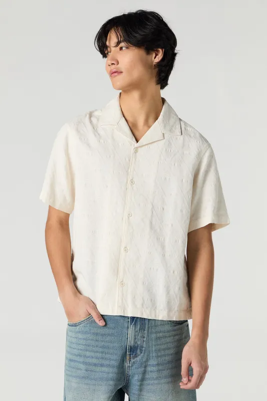 Haut boutonné texturé avec motif de losanges sold by Urban Planet