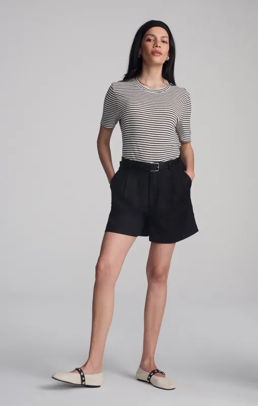 LINEN SHORTS IN BLACK sold by Mavi