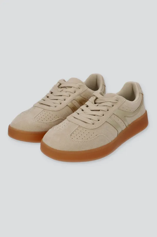 Tenis retro gamucina detalle metálico sold by Shasa