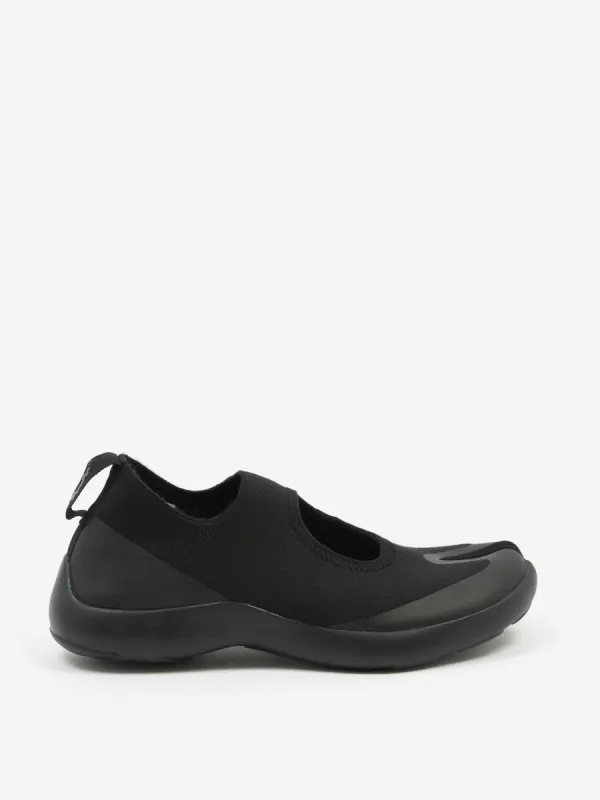Tabi Footwear Sandal - Black sold by Goodhood
