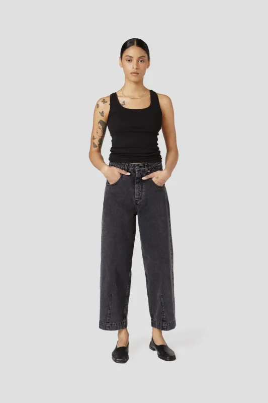 DECADE STUDIO - Kit Trouser Lisbon sold by Odeyalo