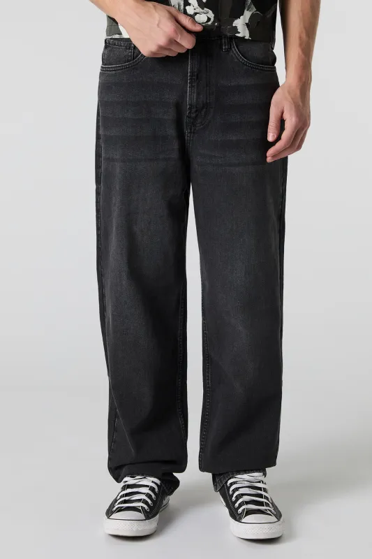 Jean baggy rigide lavé noir sold by Urban Planet
