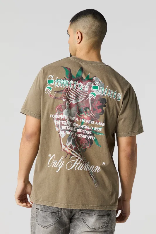 T-shirt délavé à imprimé Sinners & Saints sold by Urban Planet