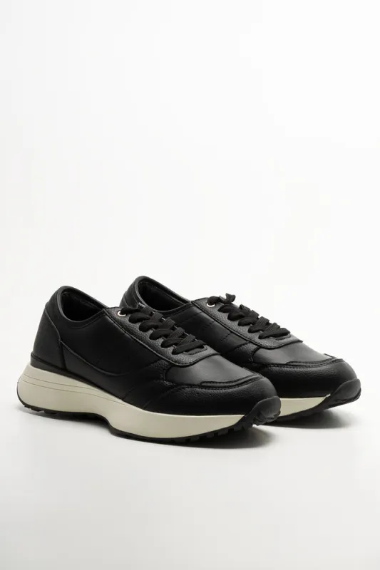 Retro Trainer Black sold by Ackermas