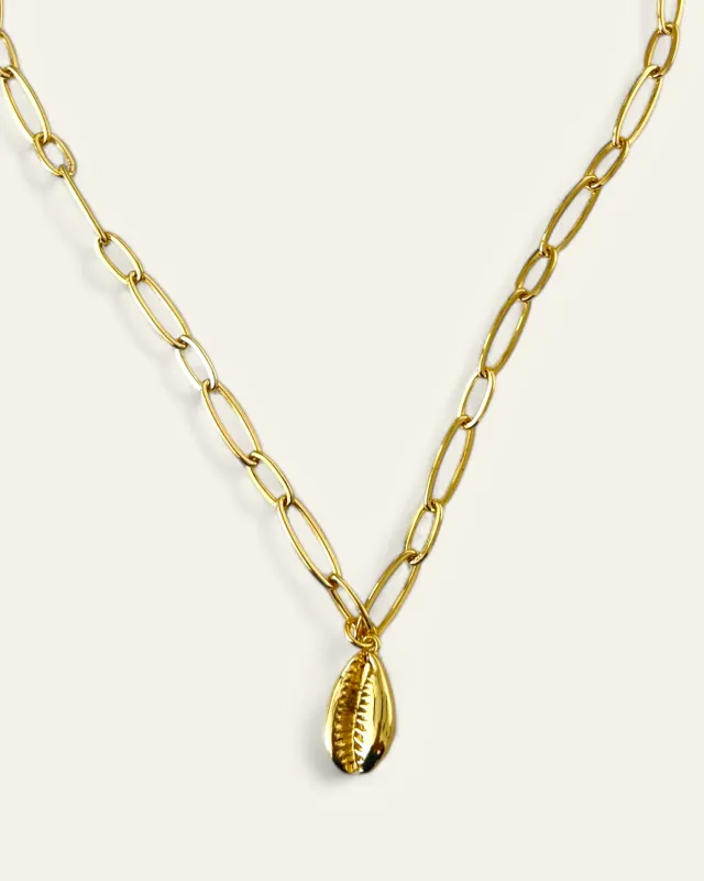 Sea Siren Shell Pendant Necklace sold by Stella & Dot