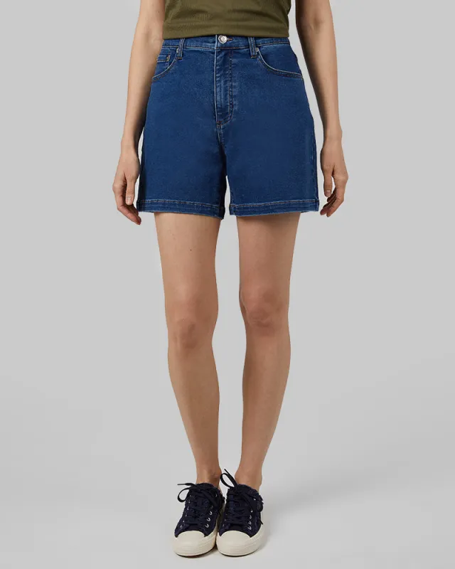 WOMEN'S STRETCH COMFORT JEAN 5-INCH SHORT sold by 32 Degrees